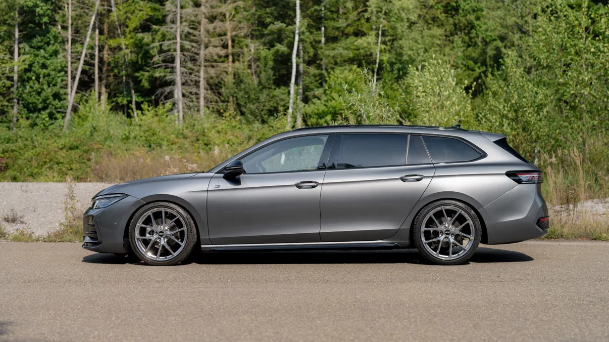 
										Einfach schöner fahren: KW V3 Gewindefahrwerk für aktuellen VW Passat (B9) lieferbar
									