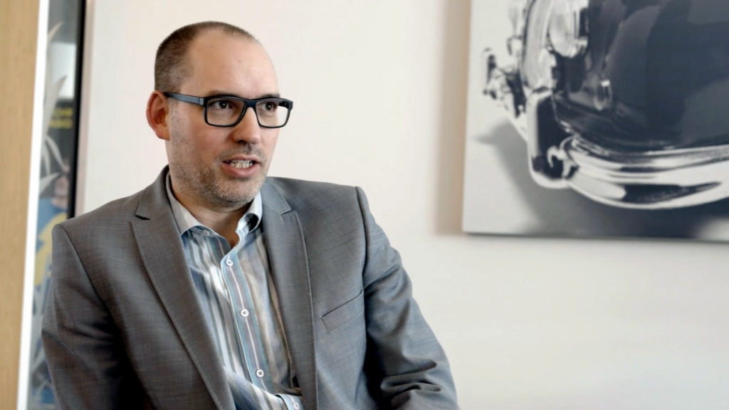 
										&laquo;Nun ziehen erstmals drei Verb&auml;nde an einem Strick&raquo;
									