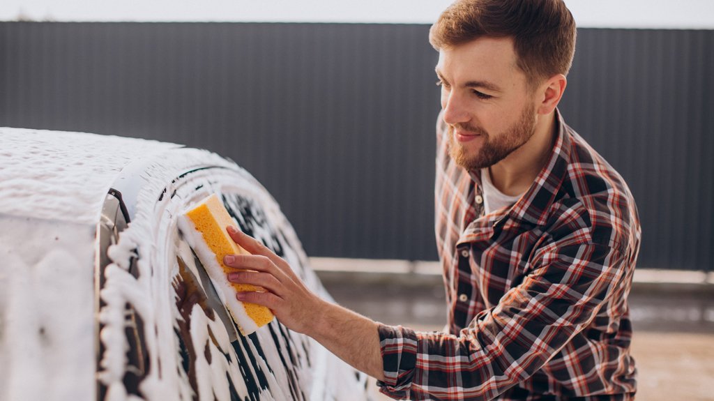 
										Sauberes Auto gew&uuml;nscht? Lieber richtig statt teuer
									