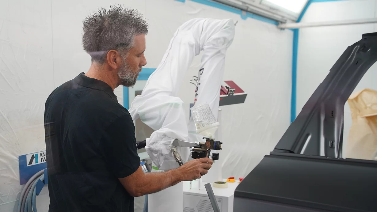 
										PaintGo lackiert ganz allein
									