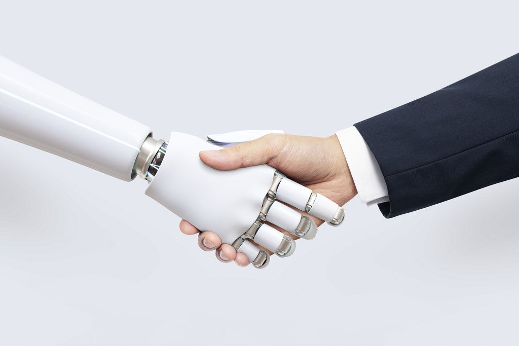 
										Main dans la main : l&rsquo;IA et l&rsquo;humain peuvent collaborer sur les offres d&rsquo;emploi. Photo : rawpixel.com/Benjamas
									