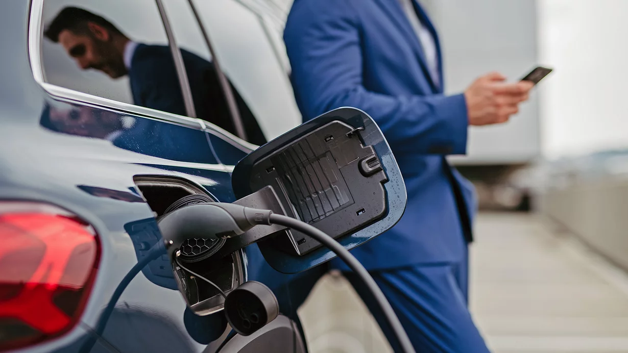 
										Nur 8 Prozent der Schweizer Firmenwagen fahren mit Strom
									