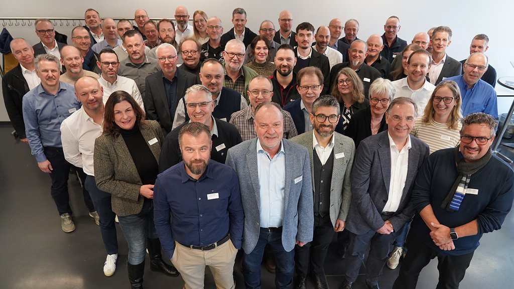 
										Reformen, Appelle und Abschiede
									