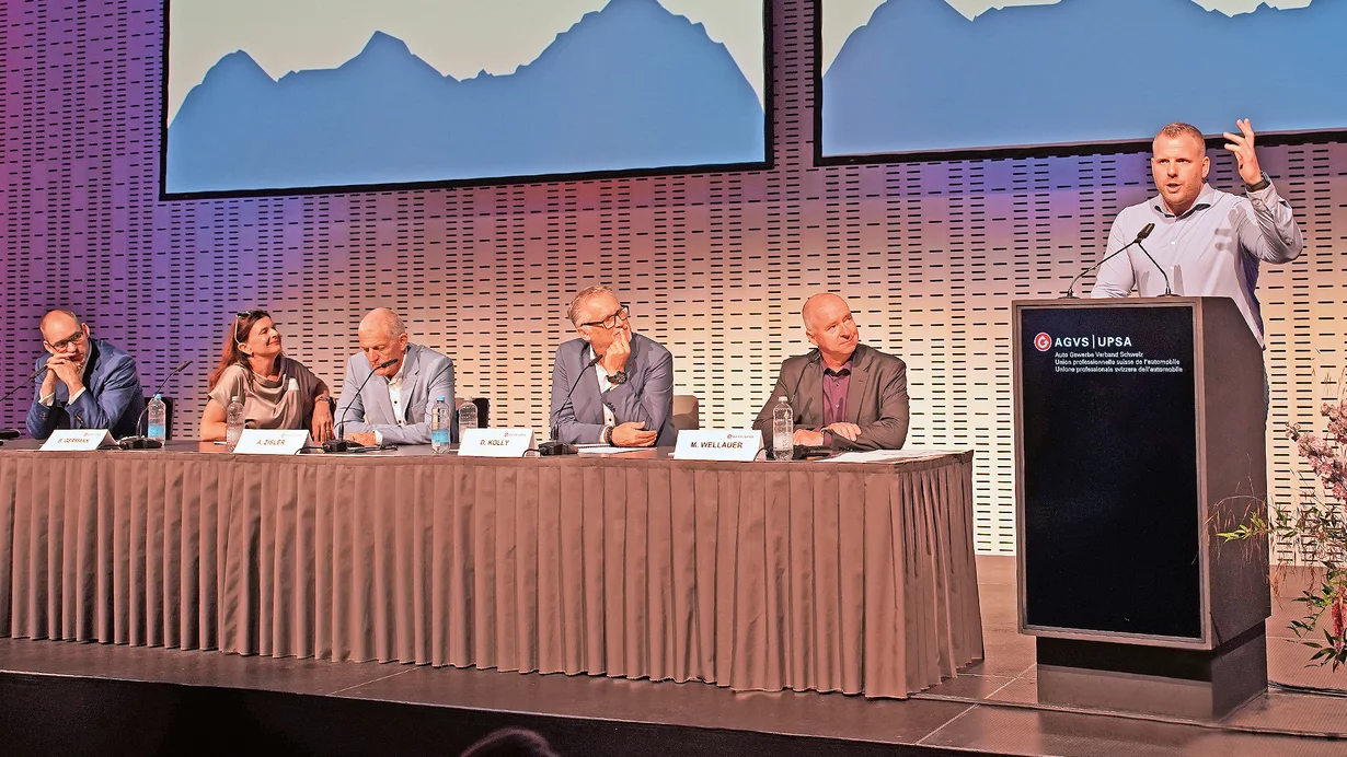 
										Faire avancer l'UPSA ensemble
									