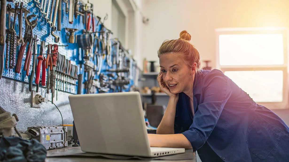 
										Impulsi dal settore per il settore
									