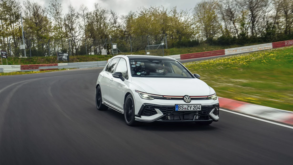 
										Bridgestone: Bereifung für den neuen VW Golf GTI Edition 50
									